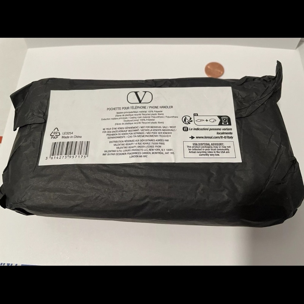 VALENTINO Black Chain Crossbody Bag - Picture 2 of 10